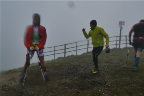 TRAIL di PIZZO San Michele N°3157 FOTO scattate a raffica in VETTA da Peppe Dalessio con nebbia e gran freddo - foto 2039