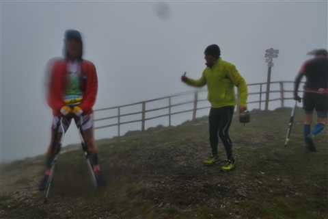TRAIL di PIZZO San Michele N°3157 FOTO scattate a raffica in VETTA da Peppe Dalessio con nebbia e gran freddo - foto 2041