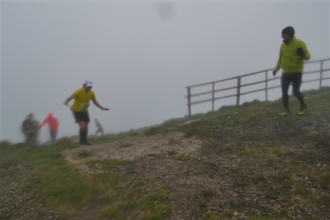 TRAIL di PIZZO San Michele N°3157 FOTO scattate a raffica in VETTA da Peppe Dalessio con nebbia e gran freddo - foto 2061