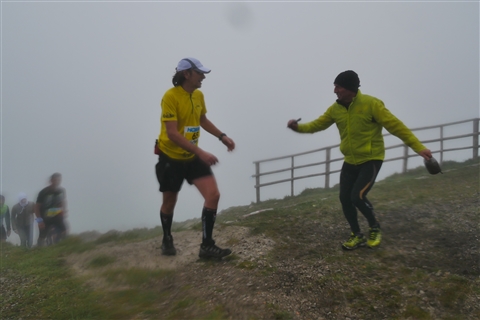 TRAIL di PIZZO San Michele N°3157 FOTO scattate a raffica in VETTA da Peppe Dalessio con nebbia e gran freddo - foto 2088