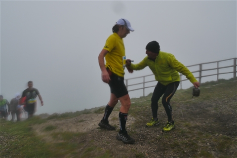 TRAIL di PIZZO San Michele N°3157 FOTO scattate a raffica in VETTA da Peppe Dalessio con nebbia e gran freddo - foto 2093