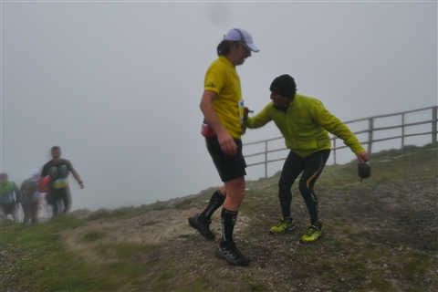 TRAIL di PIZZO San Michele N°3157 FOTO scattate a raffica in VETTA da Peppe Dalessio con nebbia e gran freddo - foto 2094