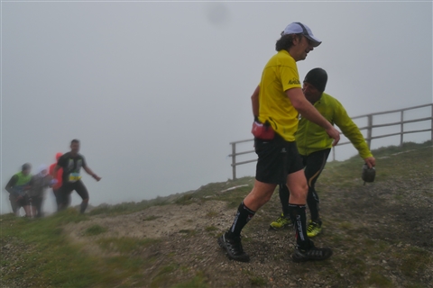 TRAIL di PIZZO San Michele N°3157 FOTO scattate a raffica in VETTA da Peppe Dalessio con nebbia e gran freddo - foto 2098