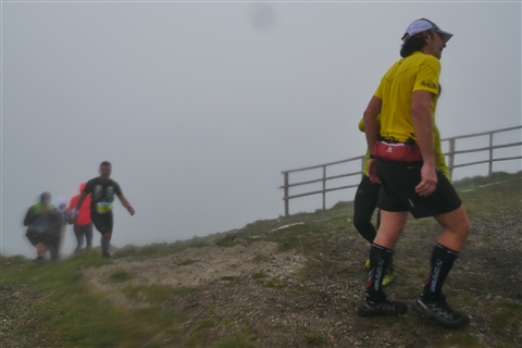 TRAIL di PIZZO San Michele N°3157 FOTO scattate a raffica in VETTA da Peppe Dalessio con nebbia e gran freddo - foto 2101