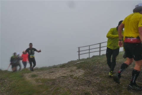 TRAIL di PIZZO San Michele N°3157 FOTO scattate a raffica in VETTA da Peppe Dalessio con nebbia e gran freddo - foto 2104