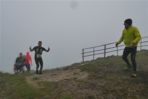 TRAIL di PIZZO San Michele N°3157 FOTO scattate a raffica in VETTA da Peppe Dalessio con nebbia e gran freddo - foto 2109