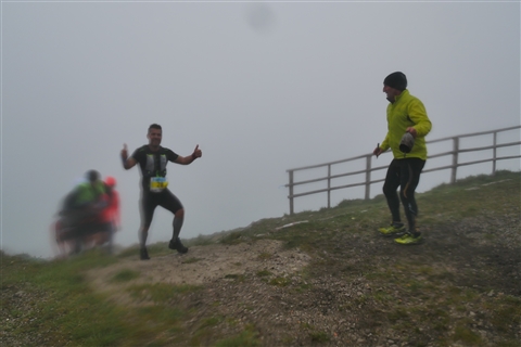 TRAIL di PIZZO San Michele N°3157 FOTO scattate a raffica in VETTA da Peppe Dalessio con nebbia e gran freddo - foto 2116
