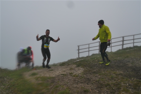 TRAIL di PIZZO San Michele N°3157 FOTO scattate a raffica in VETTA da Peppe Dalessio con nebbia e gran freddo - foto 2119