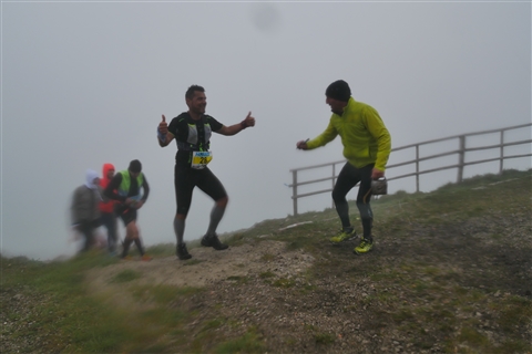 TRAIL di PIZZO San Michele N°3157 FOTO scattate a raffica in VETTA da Peppe Dalessio con nebbia e gran freddo - foto 2125