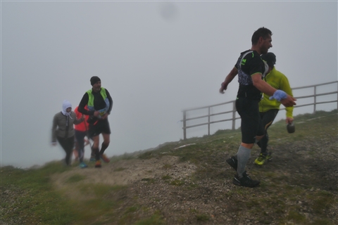 TRAIL di PIZZO San Michele N°3157 FOTO scattate a raffica in VETTA da Peppe Dalessio con nebbia e gran freddo - foto 2141