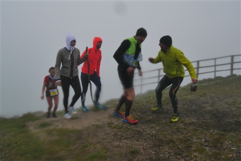 TRAIL di PIZZO San Michele N°3157 FOTO scattate a raffica in VETTA da Peppe Dalessio con nebbia e gran freddo - foto 2169
