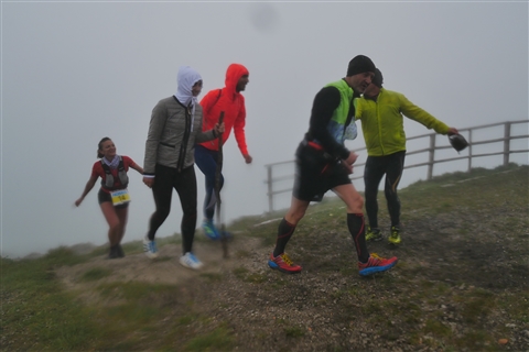 TRAIL di PIZZO San Michele N°3157 FOTO scattate a raffica in VETTA da Peppe Dalessio con nebbia e gran freddo - foto 2173