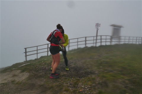 TRAIL di PIZZO San Michele N°3157 FOTO scattate a raffica in VETTA da Peppe Dalessio con nebbia e gran freddo - foto 2197