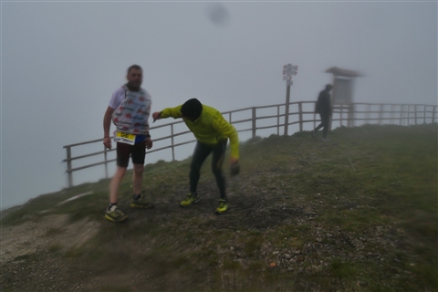 TRAIL di PIZZO San Michele N°3157 FOTO scattate a raffica in VETTA da Peppe Dalessio con nebbia e gran freddo - foto 2209
