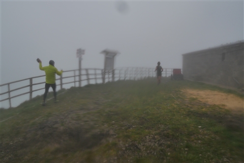 TRAIL di PIZZO San Michele N°3157 FOTO scattate a raffica in VETTA da Peppe Dalessio con nebbia e gran freddo - foto 2223