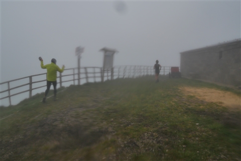 TRAIL di PIZZO San Michele N°3157 FOTO scattate a raffica in VETTA da Peppe Dalessio con nebbia e gran freddo - foto 2224