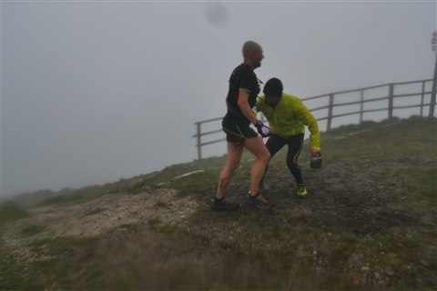 TRAIL di PIZZO San Michele N°3157 FOTO scattate a raffica in VETTA da Peppe Dalessio con nebbia e gran freddo - foto 2241
