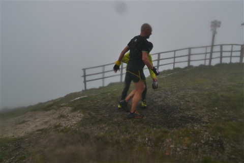 TRAIL di PIZZO San Michele N°3157 FOTO scattate a raffica in VETTA da Peppe Dalessio con nebbia e gran freddo - foto 2244