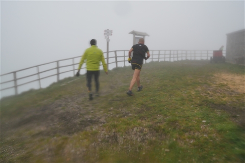 TRAIL di PIZZO San Michele N°3157 FOTO scattate a raffica in VETTA da Peppe Dalessio con nebbia e gran freddo - foto 2249