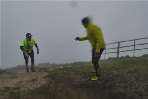 TRAIL di PIZZO San Michele N°3157 FOTO scattate a raffica in VETTA da Peppe Dalessio con nebbia e gran freddo - foto 2255