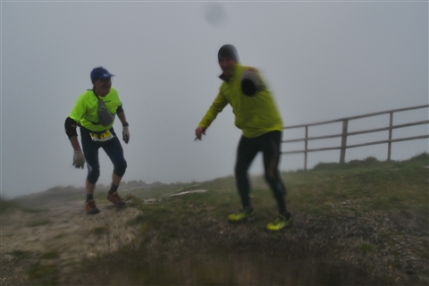 TRAIL di PIZZO San Michele N°3157 FOTO scattate a raffica in VETTA da Peppe Dalessio con nebbia e gran freddo - foto 2262