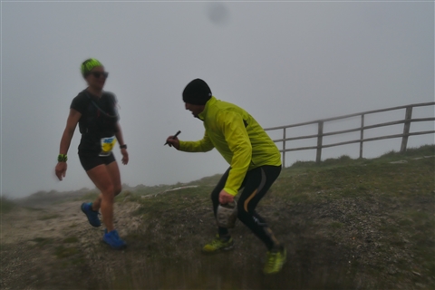 TRAIL di PIZZO San Michele N°3157 FOTO scattate a raffica in VETTA da Peppe Dalessio con nebbia e gran freddo - foto 2288
