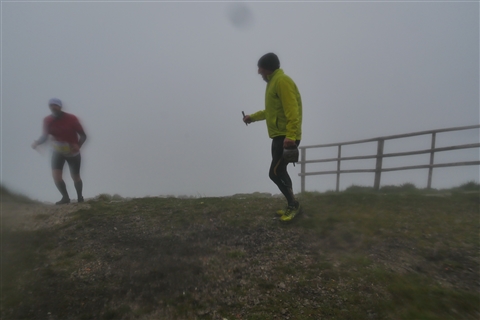 TRAIL di PIZZO San Michele N°3157 FOTO scattate a raffica in VETTA da Peppe Dalessio con nebbia e gran freddo - foto 2307