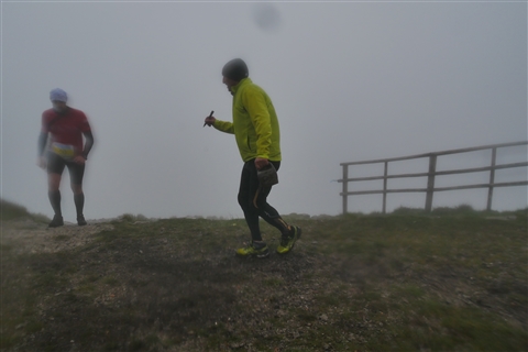TRAIL di PIZZO San Michele N°3157 FOTO scattate a raffica in VETTA da Peppe Dalessio con nebbia e gran freddo - foto 2316