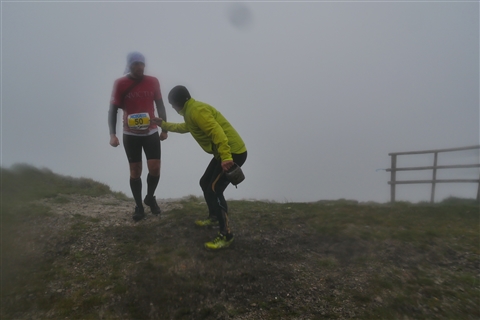 TRAIL di PIZZO San Michele N°3157 FOTO scattate a raffica in VETTA da Peppe Dalessio con nebbia e gran freddo - foto 2327