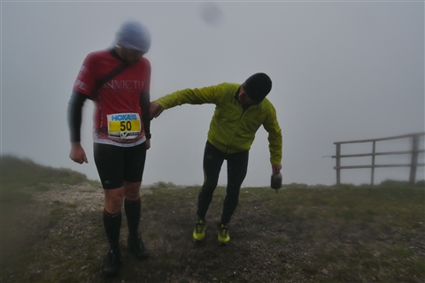 TRAIL di PIZZO San Michele N°3157 FOTO scattate a raffica in VETTA da Peppe Dalessio con nebbia e gran freddo - foto 2347