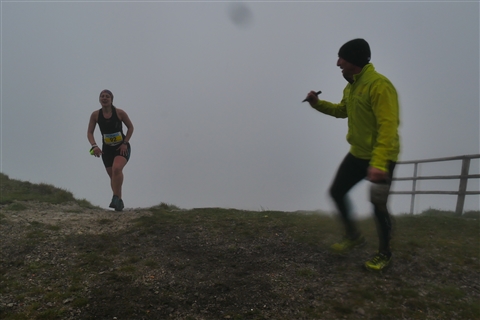 TRAIL di PIZZO San Michele N°3157 FOTO scattate a raffica in VETTA da Peppe Dalessio con nebbia e gran freddo - foto 2350