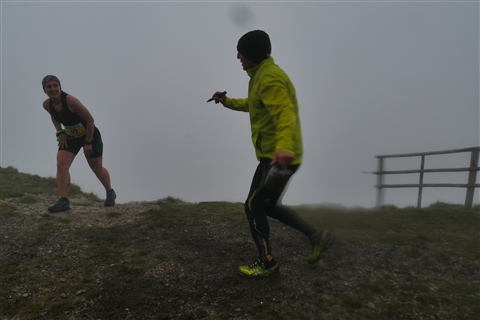 TRAIL di PIZZO San Michele N°3157 FOTO scattate a raffica in VETTA da Peppe Dalessio con nebbia e gran freddo - foto 2357
