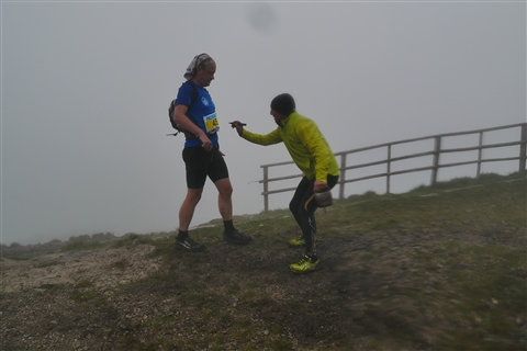 TRAIL di PIZZO San Michele N°3157 FOTO scattate a raffica in VETTA da Peppe Dalessio con nebbia e gran freddo - foto 2398