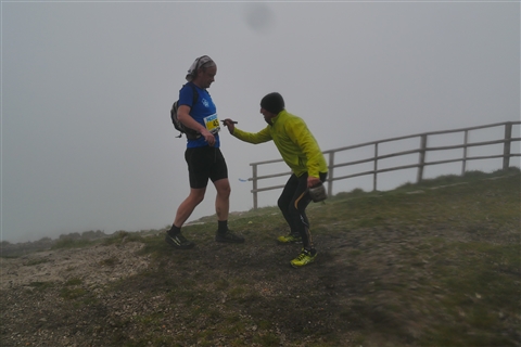 TRAIL di PIZZO San Michele N°3157 FOTO scattate a raffica in VETTA da Peppe Dalessio con nebbia e gran freddo - foto 2399