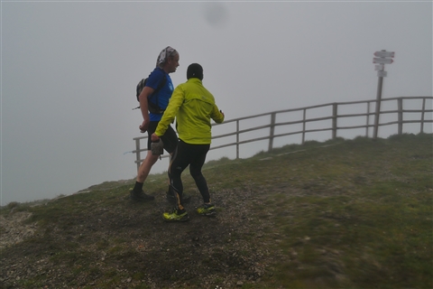 TRAIL di PIZZO San Michele N°3157 FOTO scattate a raffica in VETTA da Peppe Dalessio con nebbia e gran freddo - foto 2414
