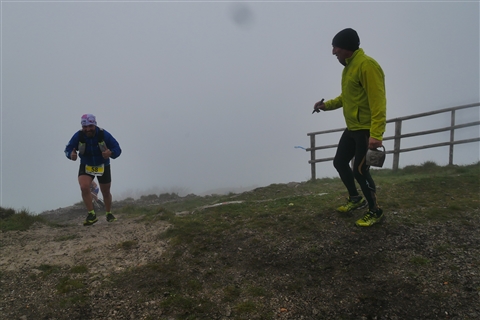 TRAIL di PIZZO San Michele N°3157 FOTO scattate a raffica in VETTA da Peppe Dalessio con nebbia e gran freddo - foto 2438