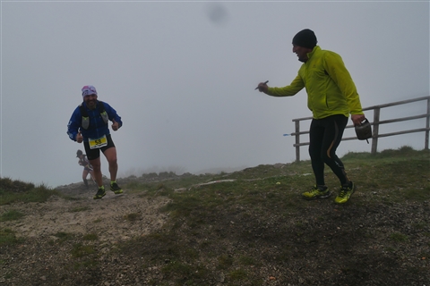 TRAIL di PIZZO San Michele N°3157 FOTO scattate a raffica in VETTA da Peppe Dalessio con nebbia e gran freddo - foto 2442