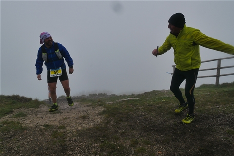 TRAIL di PIZZO San Michele N°3157 FOTO scattate a raffica in VETTA da Peppe Dalessio con nebbia e gran freddo - foto 2449