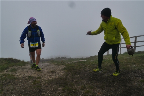 TRAIL di PIZZO San Michele N°3157 FOTO scattate a raffica in VETTA da Peppe Dalessio con nebbia e gran freddo - foto 2451