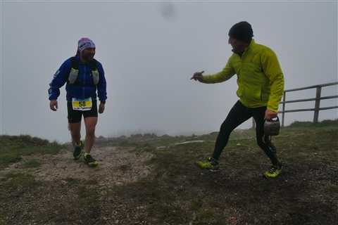 TRAIL di PIZZO San Michele N°3157 FOTO scattate a raffica in VETTA da Peppe Dalessio con nebbia e gran freddo - foto 2452