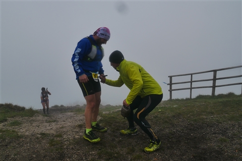 TRAIL di PIZZO San Michele N°3157 FOTO scattate a raffica in VETTA da Peppe Dalessio con nebbia e gran freddo - foto 2461