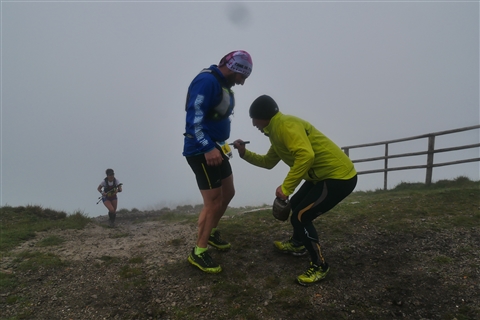 TRAIL di PIZZO San Michele N°3157 FOTO scattate a raffica in VETTA da Peppe Dalessio con nebbia e gran freddo - foto 2467