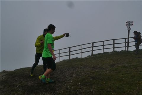 TRAIL di PIZZO San Michele N°3157 FOTO scattate a raffica in VETTA da Peppe Dalessio con nebbia e gran freddo - foto 2536