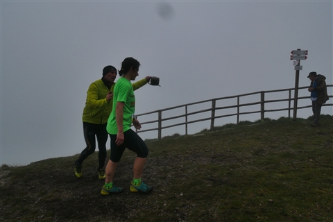 TRAIL di PIZZO San Michele N°3157 FOTO scattate a raffica in VETTA da Peppe Dalessio con nebbia e gran freddo - foto 2537