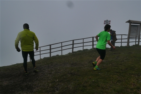 TRAIL di PIZZO San Michele N°3157 FOTO scattate a raffica in VETTA da Peppe Dalessio con nebbia e gran freddo - foto 2548