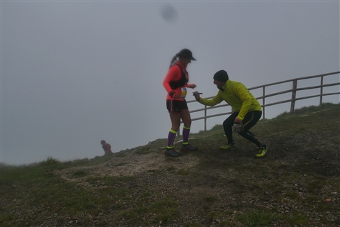 TRAIL di PIZZO San Michele N°3157 FOTO scattate a raffica in VETTA da Peppe Dalessio con nebbia e gran freddo - foto 2583