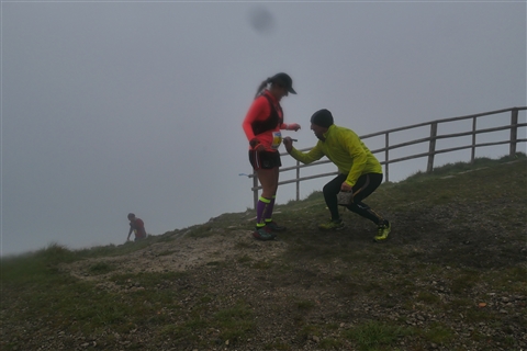 TRAIL di PIZZO San Michele N°3157 FOTO scattate a raffica in VETTA da Peppe Dalessio con nebbia e gran freddo - foto 2585