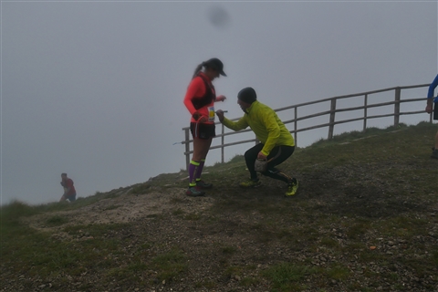 TRAIL di PIZZO San Michele N°3157 FOTO scattate a raffica in VETTA da Peppe Dalessio con nebbia e gran freddo - foto 2592