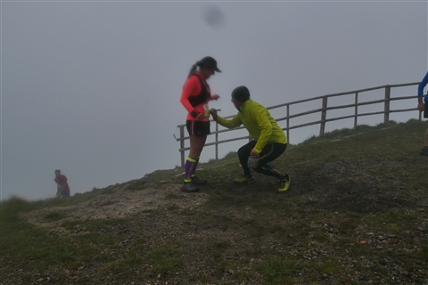 TRAIL di PIZZO San Michele N°3157 FOTO scattate a raffica in VETTA da Peppe Dalessio con nebbia e gran freddo - foto 2593