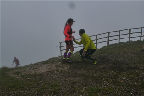 TRAIL di PIZZO San Michele N°3157 FOTO scattate a raffica in VETTA da Peppe Dalessio con nebbia e gran freddo - foto 2597